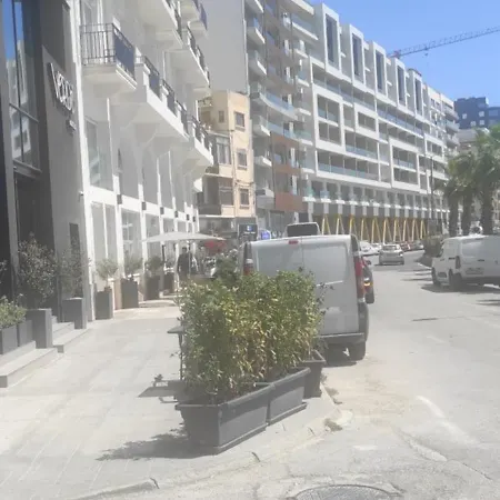 Privat bolig Parisio Palace Sliema
